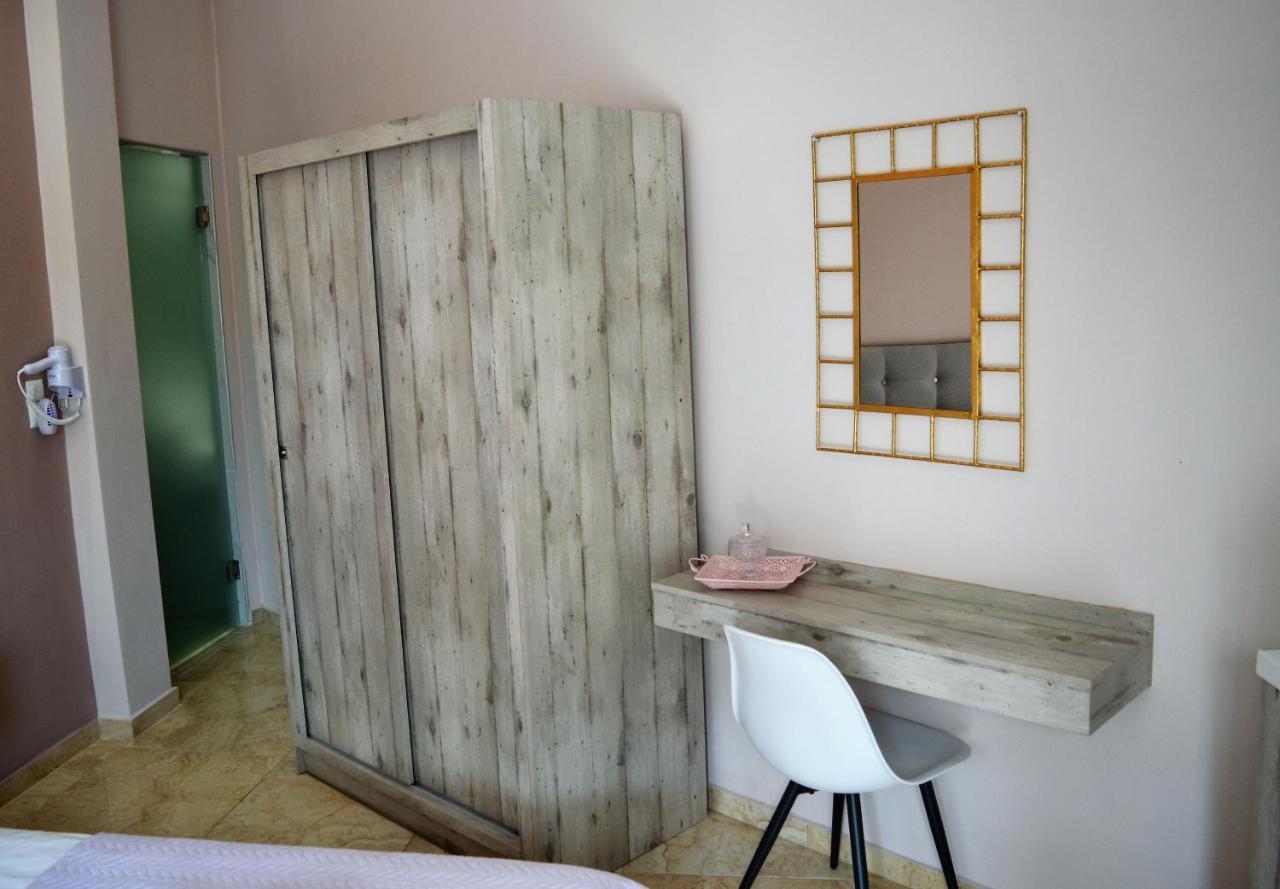 Ioni Rooms Potós Eksteriør bilde